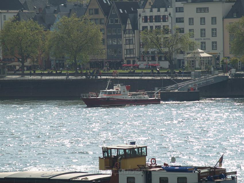 Uebungsfahrt Loeschboot und Ursula P25.JPG